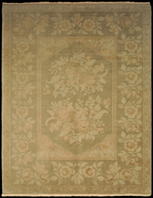 20845 Handmade carpet aged