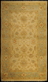 21757 Handmade carpet